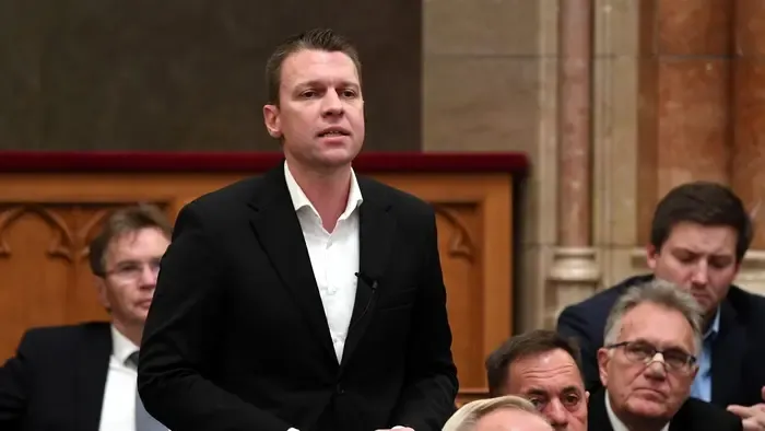 Menczer Tamás: Magyar Péter a külhoni magyarokkal kapcsolatban is hazudik