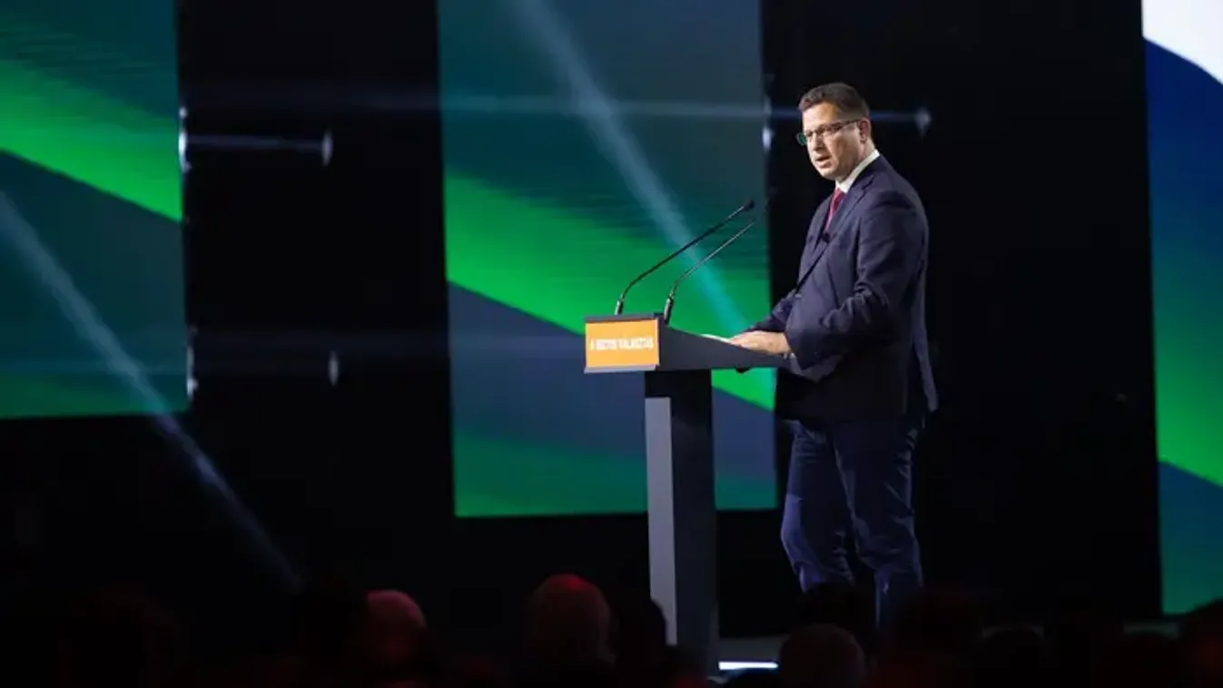 Gulyás Gergely: Brüsszel egyszerre dolgozik Európa és Magyarország ellen
