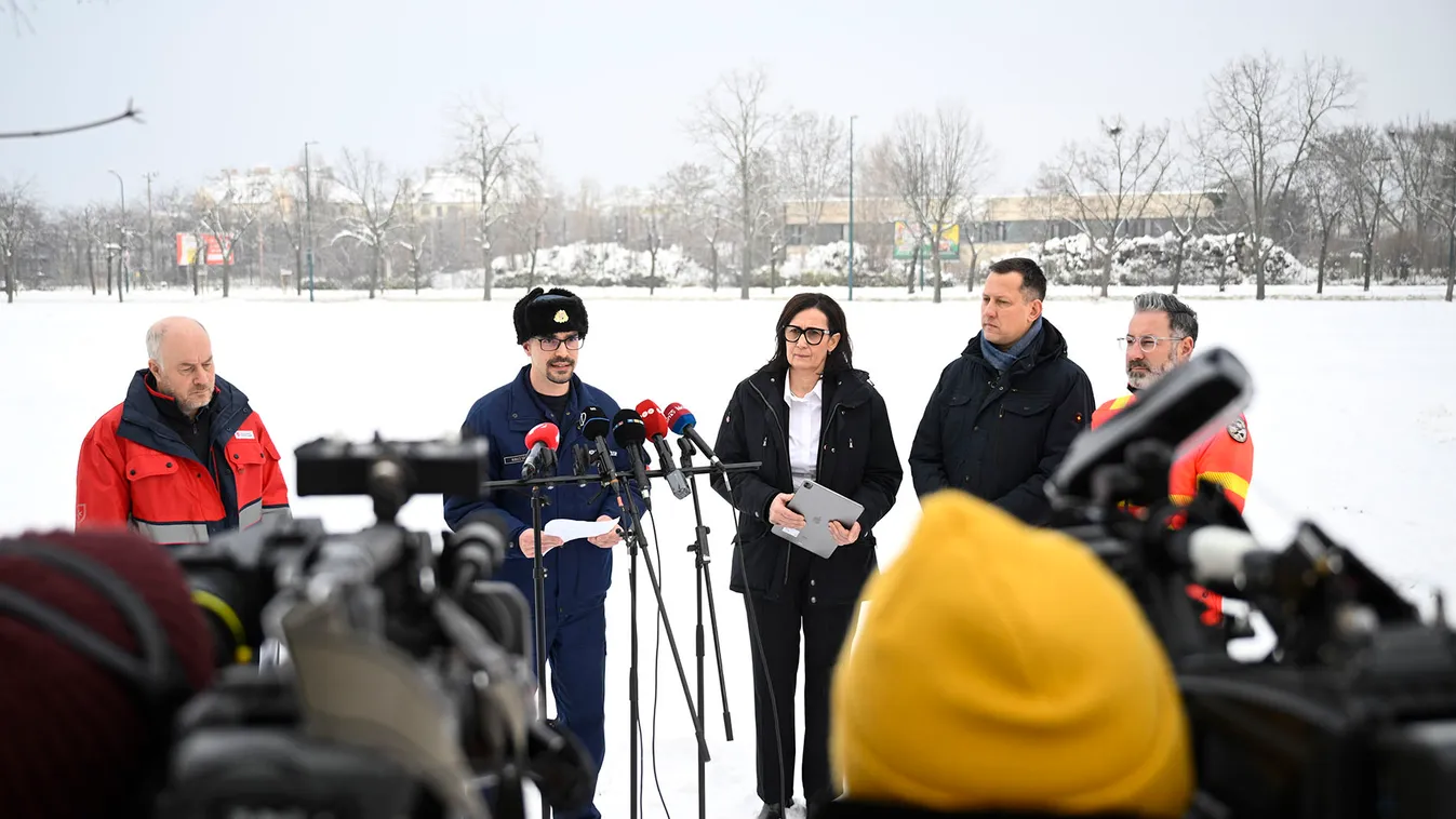 Operatív törzs: ahol riasztás van érvényben, ott, aki teheti, ne induljon útnak