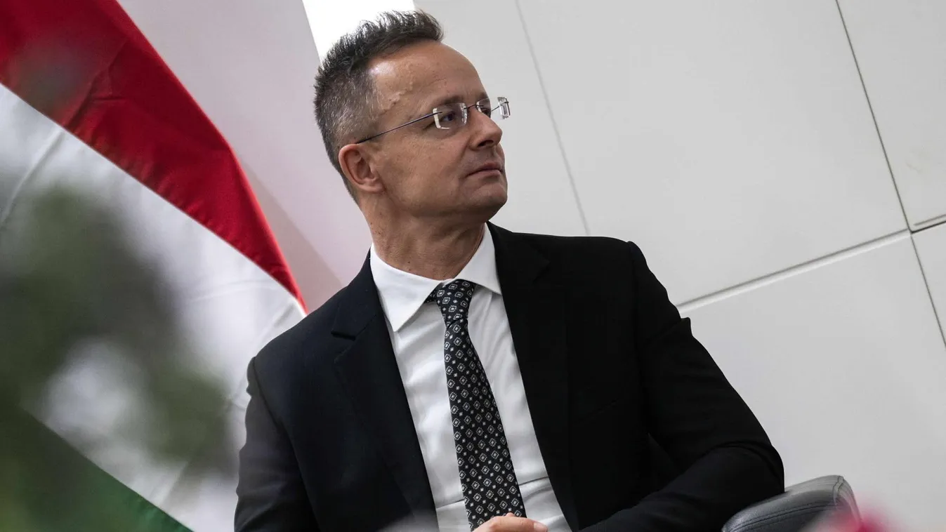 Szijjártó Péter figyelmeztetett: az ukrán kormány arcátlan beavatkozásra készül