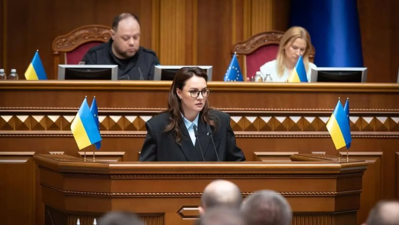 Sokkolt az ukrán miniszterelnök: „A 800 milliárd dolláros segély csak az első számla lesz a háború után”
