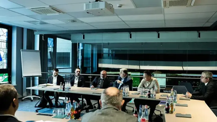 Szijjártó: Nem lehet zsarolni Magyarországot