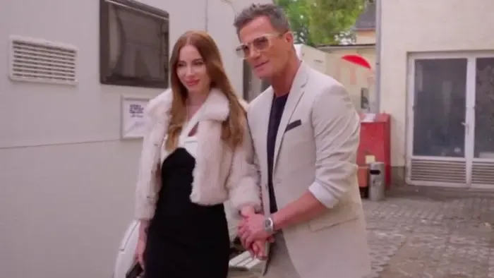 Stohl András már kollégáinak is bemutatta randipartnerét - Videó