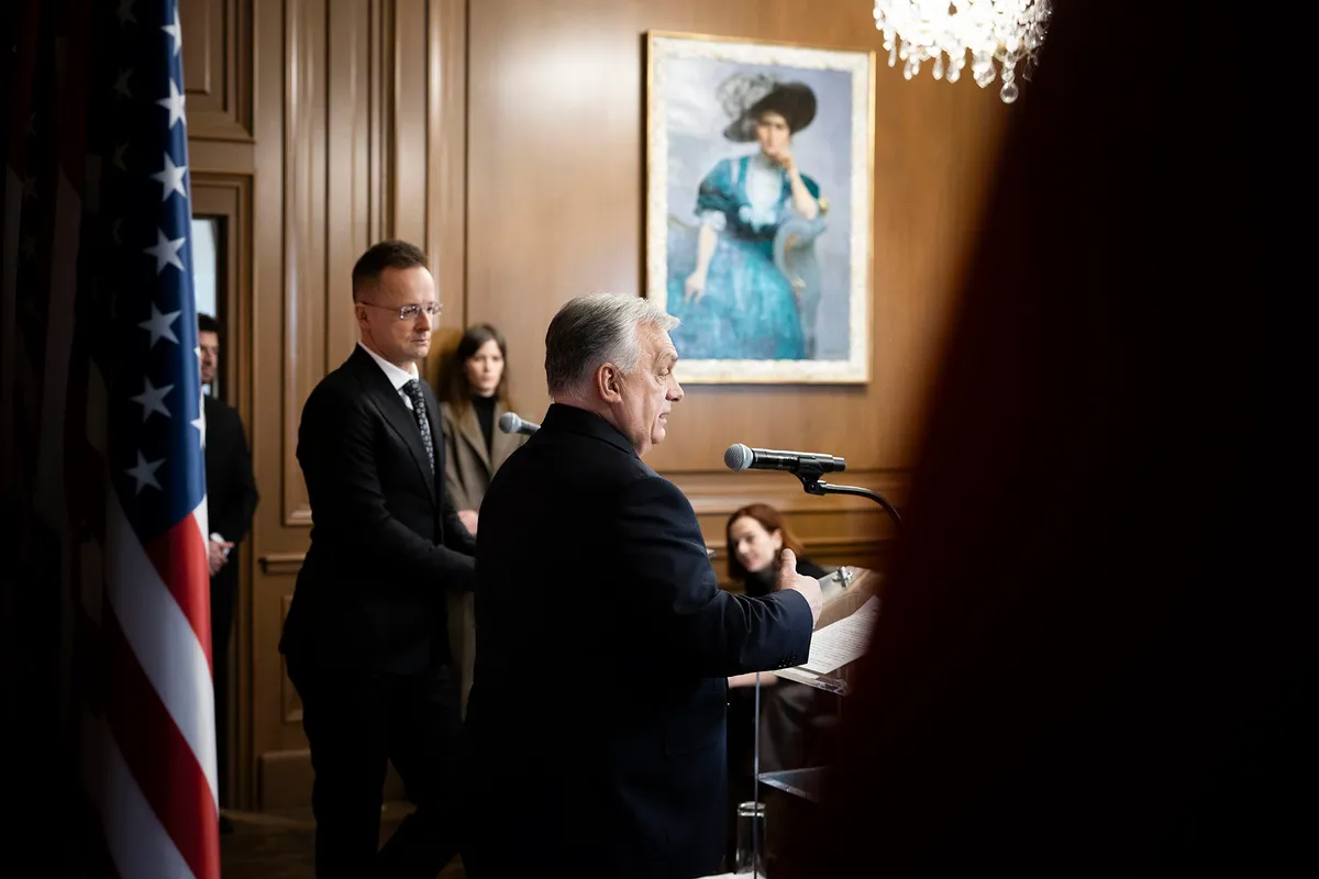 TRUMP, Donald; SZIJJÁRTÓ Péter; ORBÁN Viktor