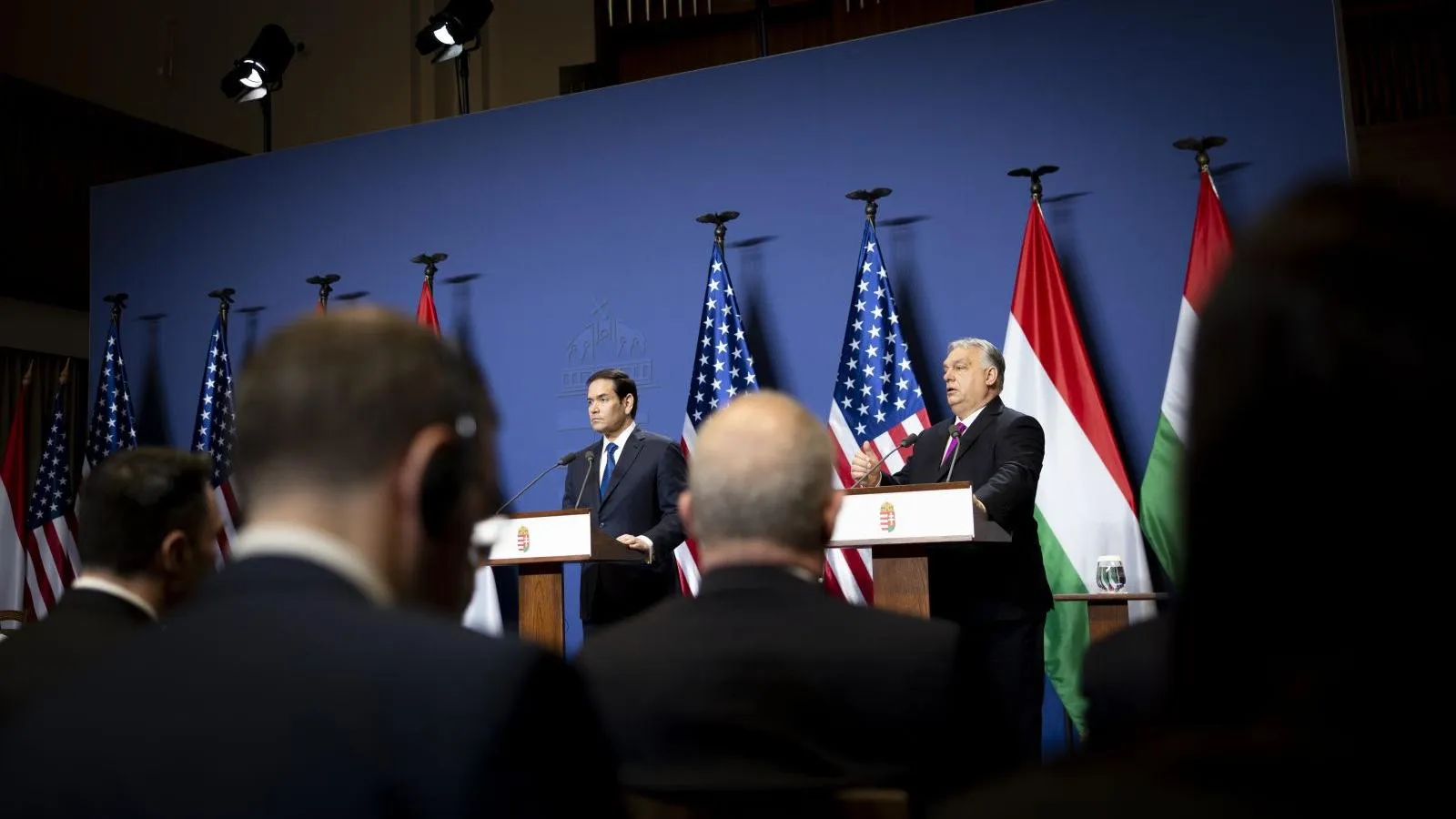 Orbán Balázs elárulta, hogy kell kezdeni egy hetet: tárgyalás Marco Rubioval