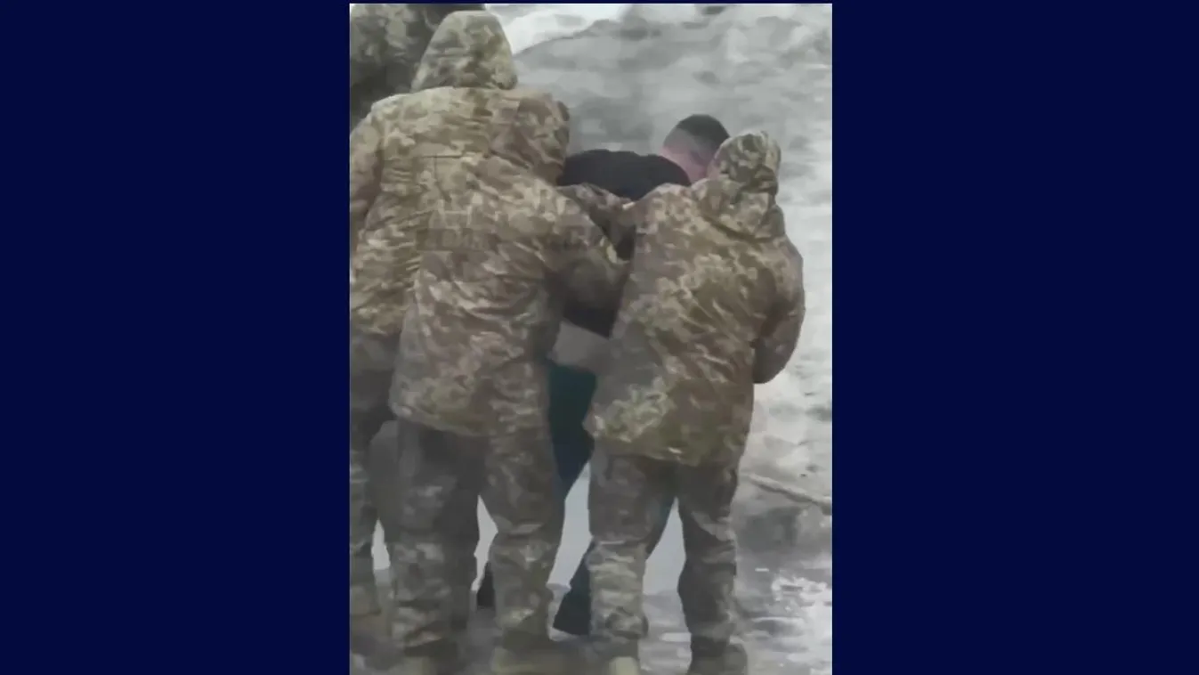 A ruhát is lerángatták áldozatukról Zelenszkij emberrablói