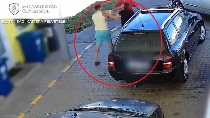 Dráma Kaposvárnál, benzinkúton estek egy férfinek és nővérének - Videó