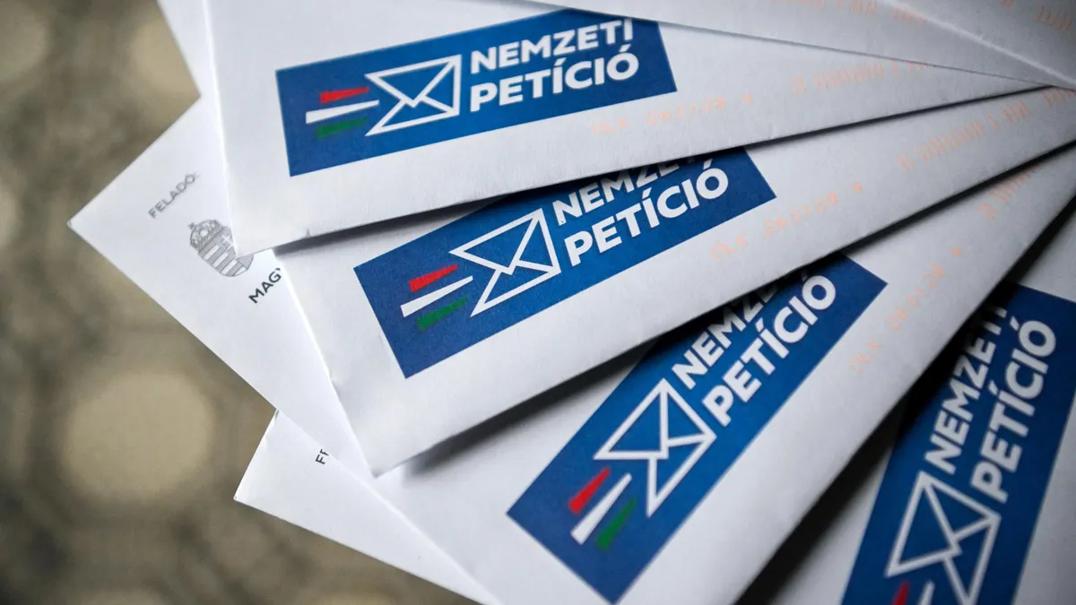 Hidvéghi Balázs bejelentette, majdnem kétmillióan küldték vissza a nemzeti petíció kérdőívét