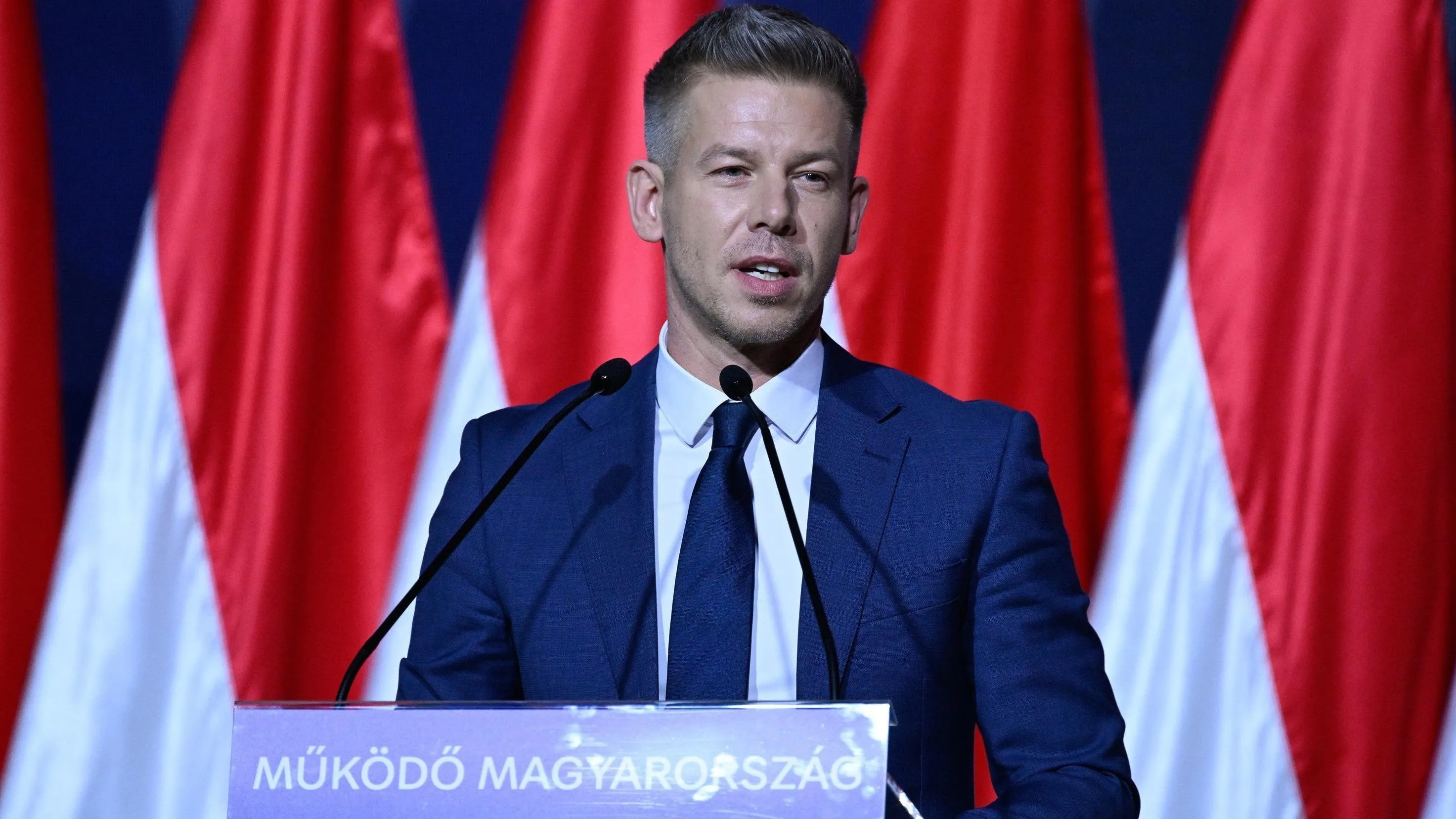 Zárt ajtók mögött a vereségre készíthette föl jelöltjeit Magyar Péter