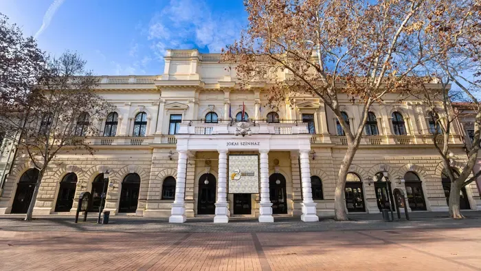 A Békéscsabai Jókai Színház új vezetése bemutatta a 2026–2027-es évad műsorát