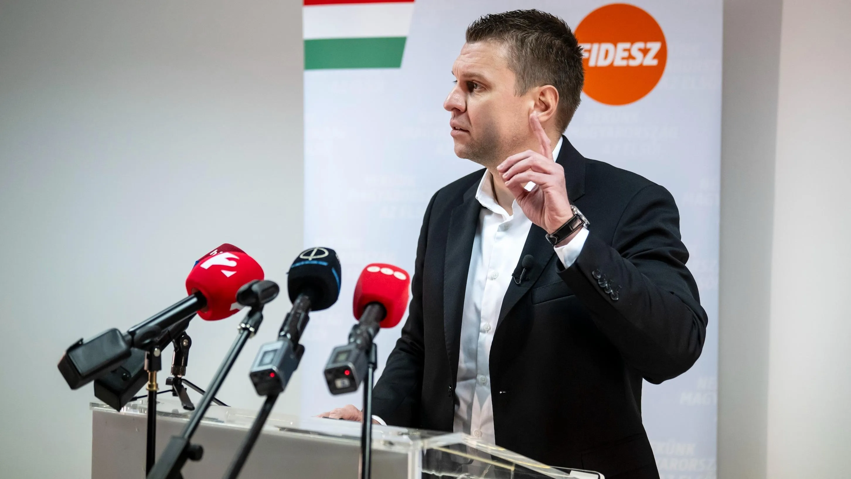 Menczer Tamás: árulkodó, hogy a Tisza Párt az újabb ukrán támadás után is hallgat