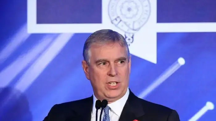 Őrizetbe vették a brit uralkodó öccsét, András volt yorki herceget