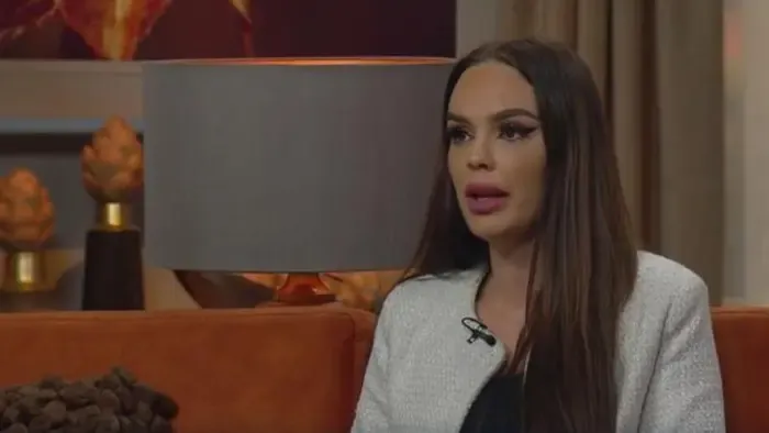 Csak a romok maradtak: Sokkoló felvételek készültek Kovács Reniék megsemmisült házáról