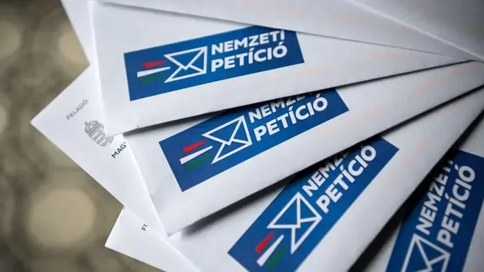 Magyarország békés jövője szempontjából kiemelt fontosságú a nemzeti petíció