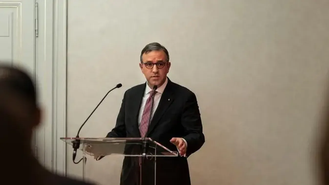 Alaposan kiosztották a migráció szószólóit Münchenben