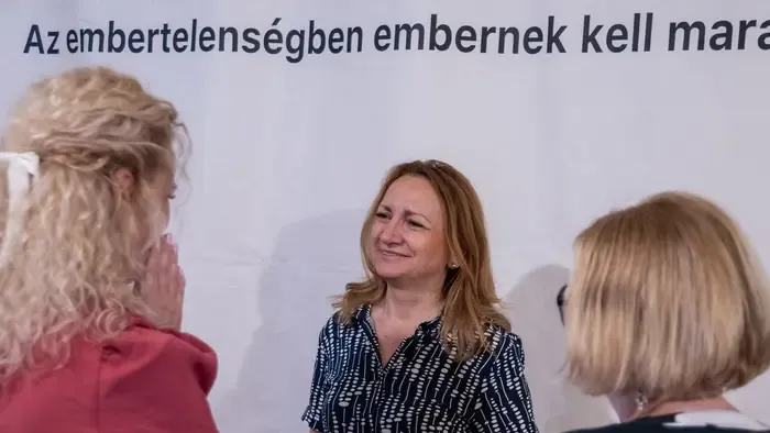 A Shell lobbistájának kínos, hogy rengeteg pénzt keresett a háborún és a szankciókon