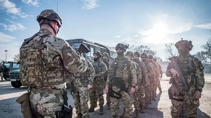 Szalay-Bobrovniczky Kristóf: megkezdődött a katonák kitelepülése a megerősítő őrzés-védelmi feladatokra