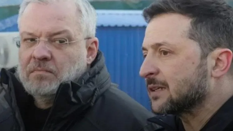 Vonatról rángatták le és vették őrizetbe Zelenszkij exminiszterét