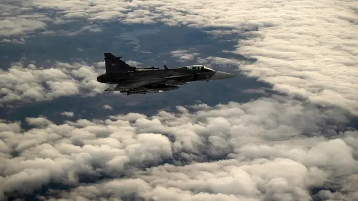 Gripen húzott el Debrecen felett, félelmetes jelenségre figyeltek fel a helyiek