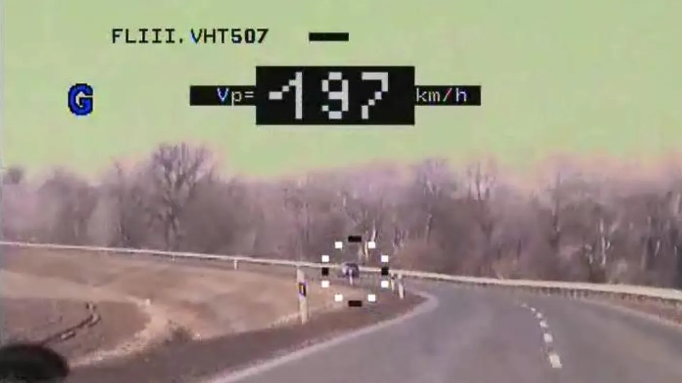 Extrém gyorshajtót fotóztak Esztergomnál, elképesztő, hova igyekezett