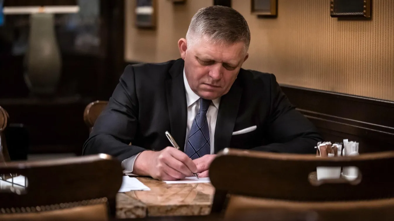 Robert Fico: Szlovákia az ukrán zsarolásra válaszul hétfőn leállítja az elektromos áram exportot Ukrajna irányába