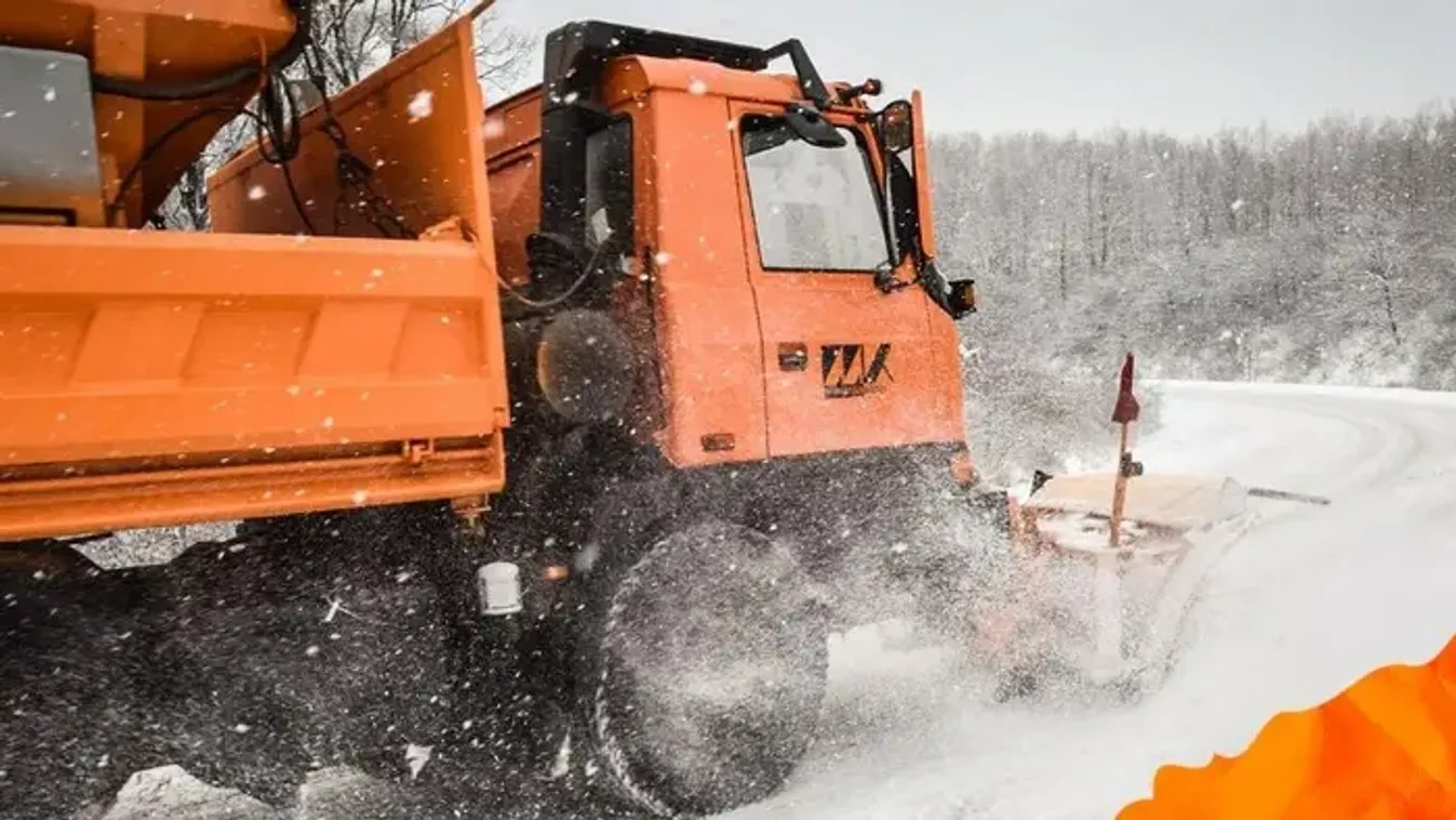  Magyar Közút: havazás, hófúvás, havas eső és ónos eső is várható a következő 24 órában