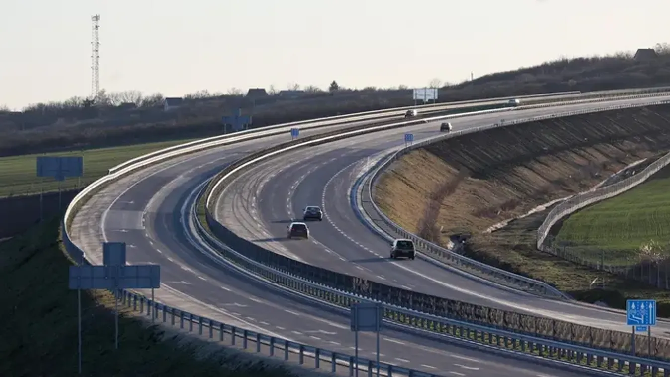 Pláza épül Budapest közelében, pár hónap múlva lenne a kapunyitás