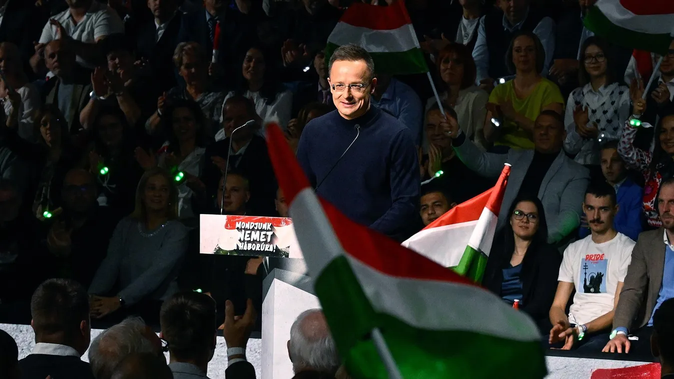 Szijjártó Péter szerint bebizonyítottuk, hogy a magyar út a helyes