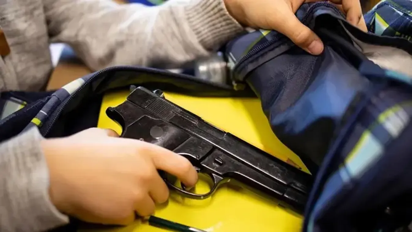 Lelőtte diáktársát egy tini, az iskolában támadt rá