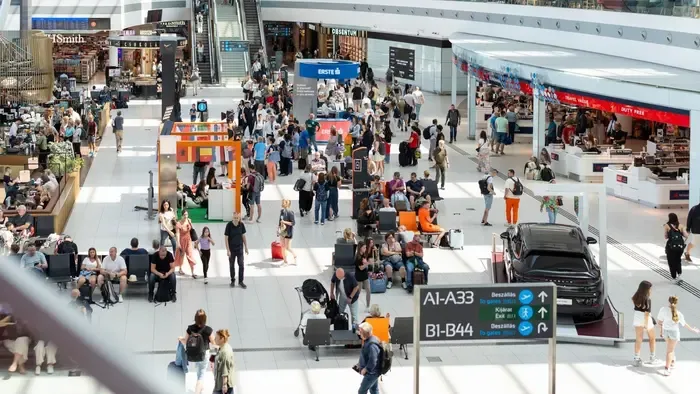 Orbán Viktor: Világszínvonalú és rohamléptékben fejlődő repteret építünk + videó