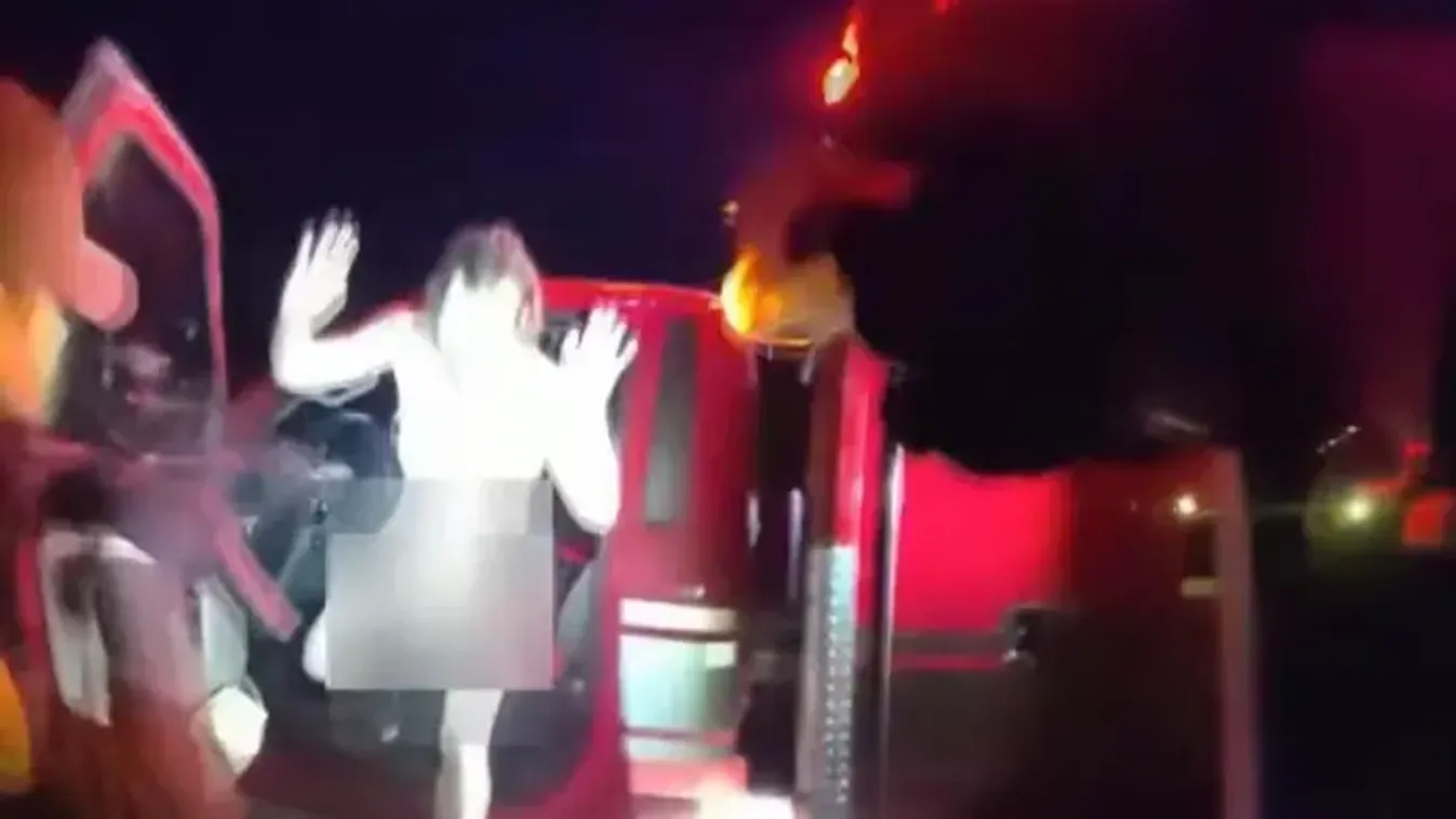 Meztelen férfi lopott el egy mentőautót, haldokló beteggel száguldott