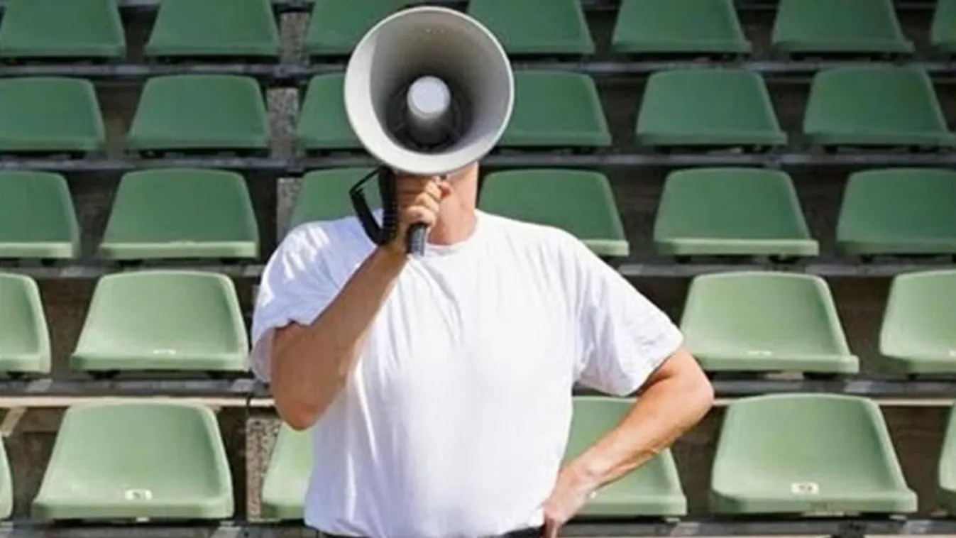 Hangosnak lenni: önbizalom vagy védőpajzs?