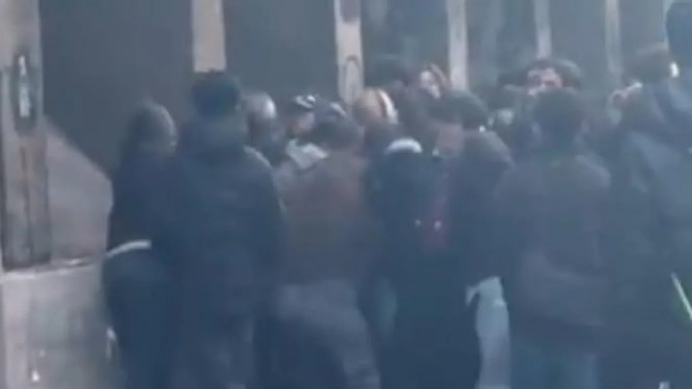 Meglincseltek egy keresztény fiatalembert Lyonban