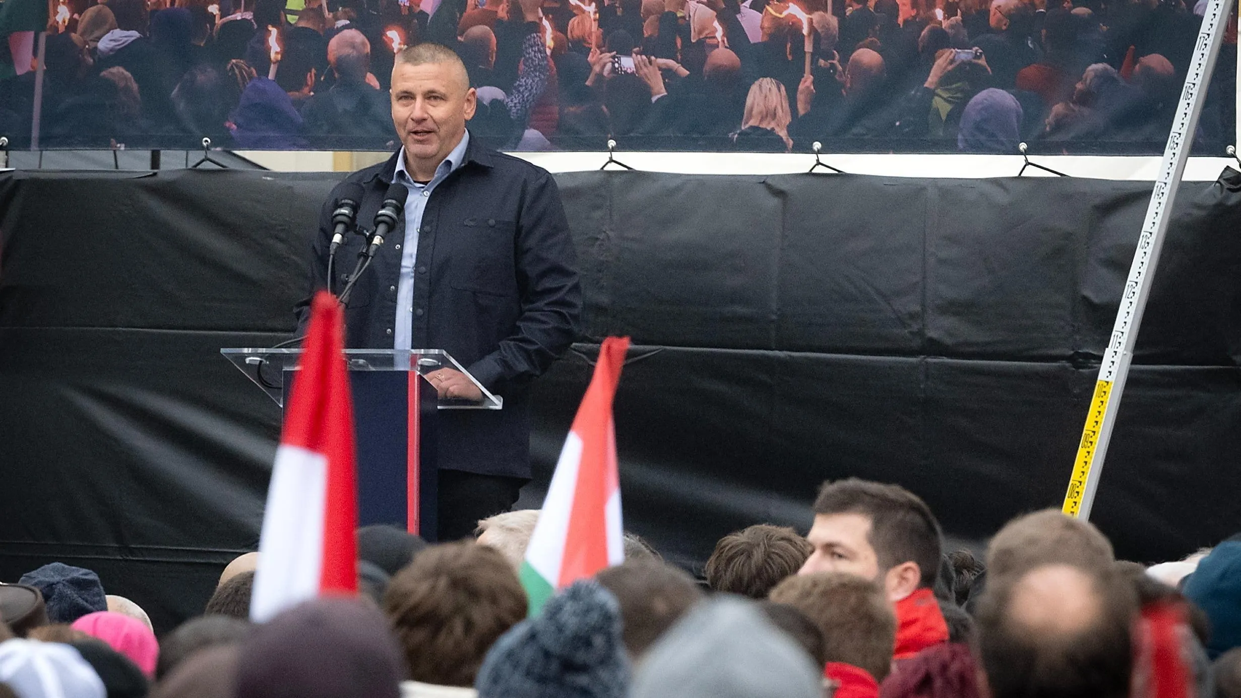 Ruszin-Szendi Romulusz nem tartja veszélyesnek a háborút, bagatellizálja