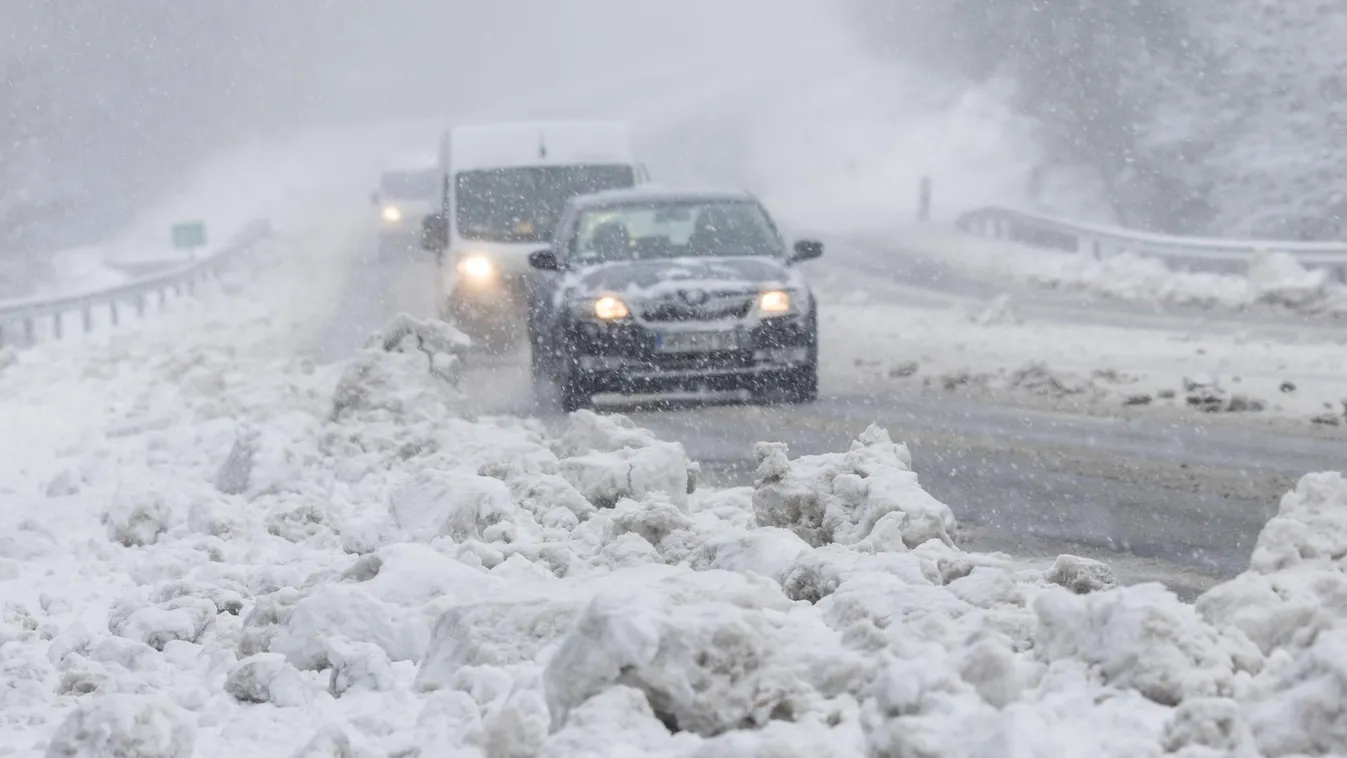  Operatív Törzs: folyamatos a hóhelyzet kezelése
