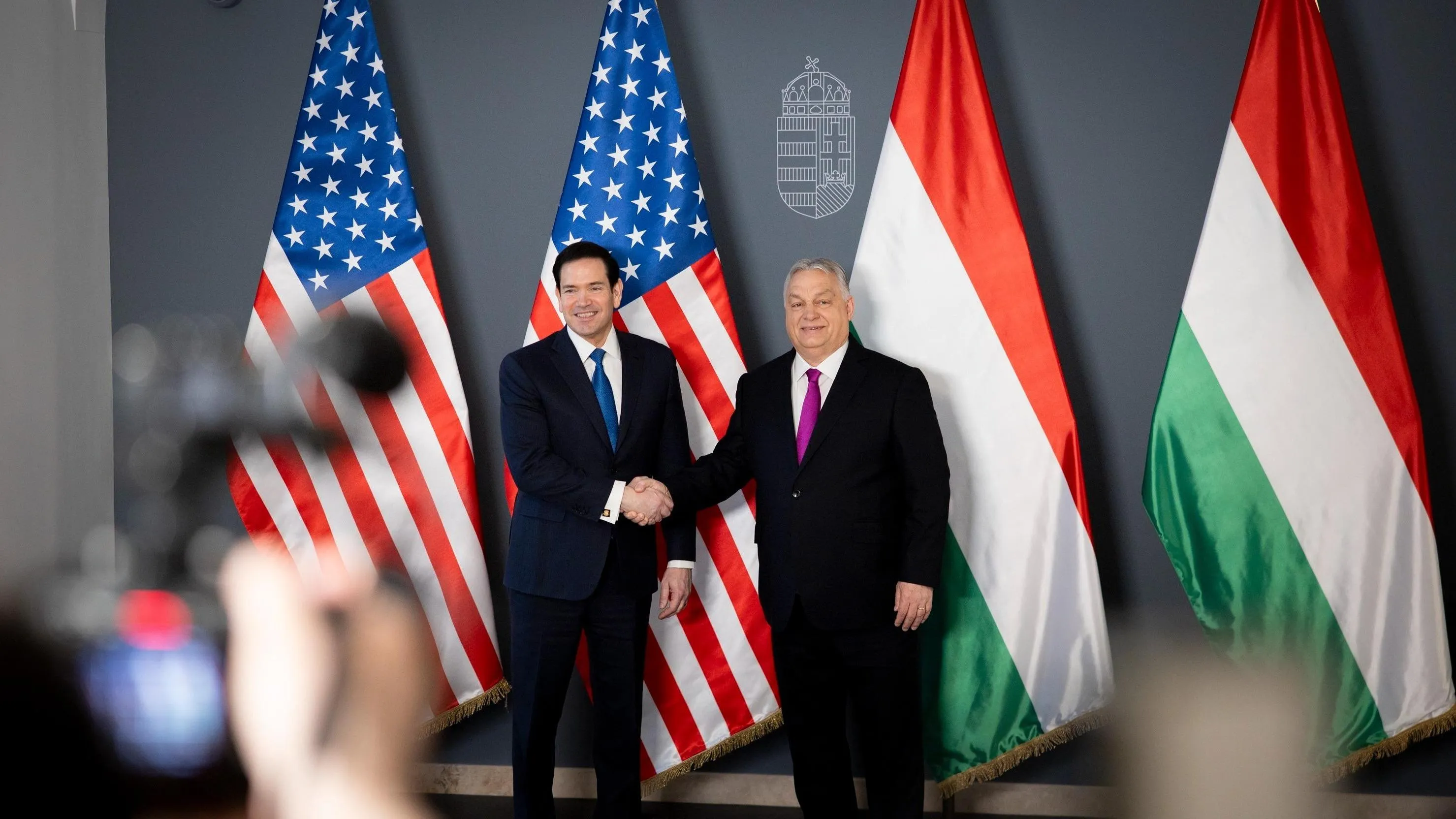 Világsajtó: Washington megerősítette Magyarország támogatását