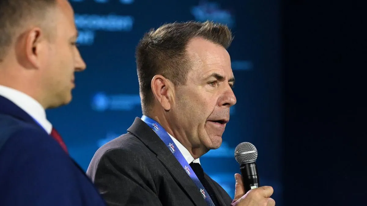 Osztrák EP-képviselő: az EP leszavazta, hogy vitázzon az ukrán elnök Orbán Viktornak címzett fenyegetéséről