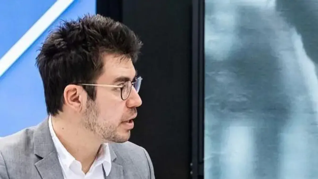 Lehallgatási botrány: Panyi Szabolcs elismerte, hogy ő hallható a hangfelvételen