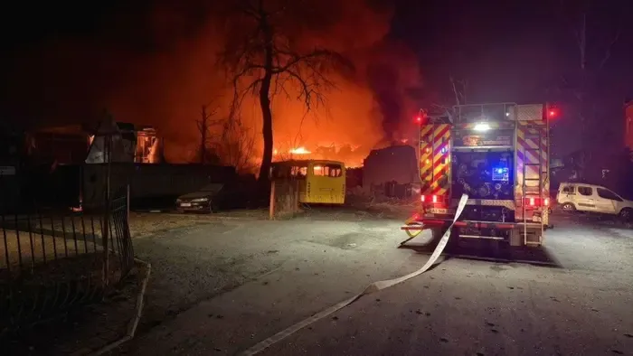 Ismét orosz légitámadás érte Kijev megyét, többen meghaltak