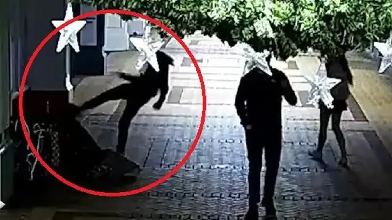 Fejbe rúgott egy hajléktalan nőt egy tini - Videó