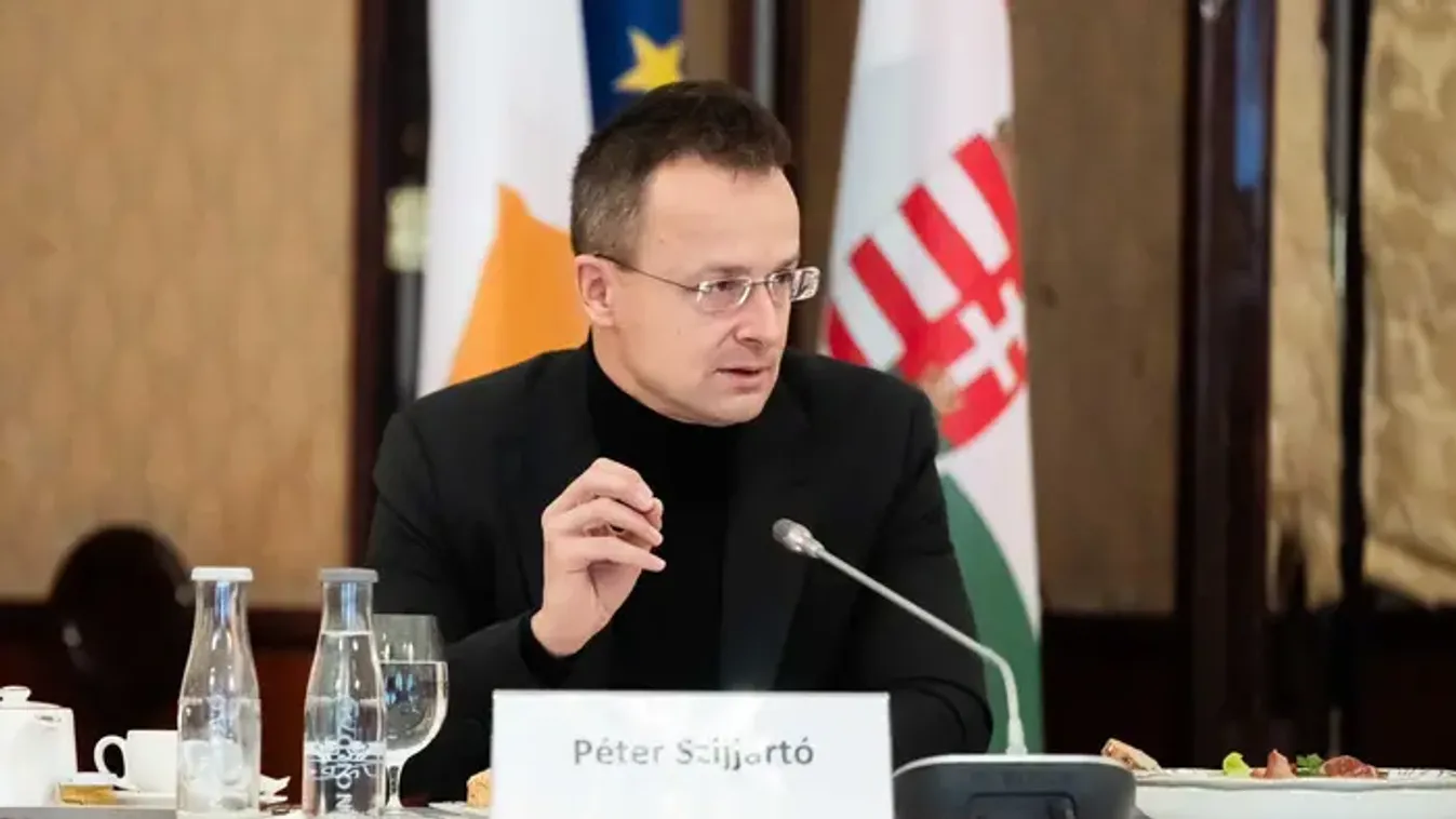 Szijjártó Péter: Követeljük az ukránoktól, hogy azonnal indítsák újra az olajszállítást a Barátság kőolajvezetéken