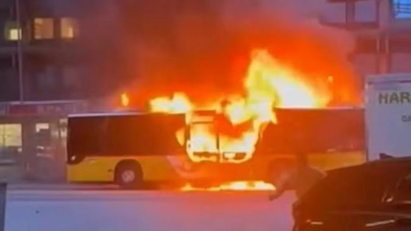 Felgyújtotta magát egy férfi a buszon, többen meghaltak