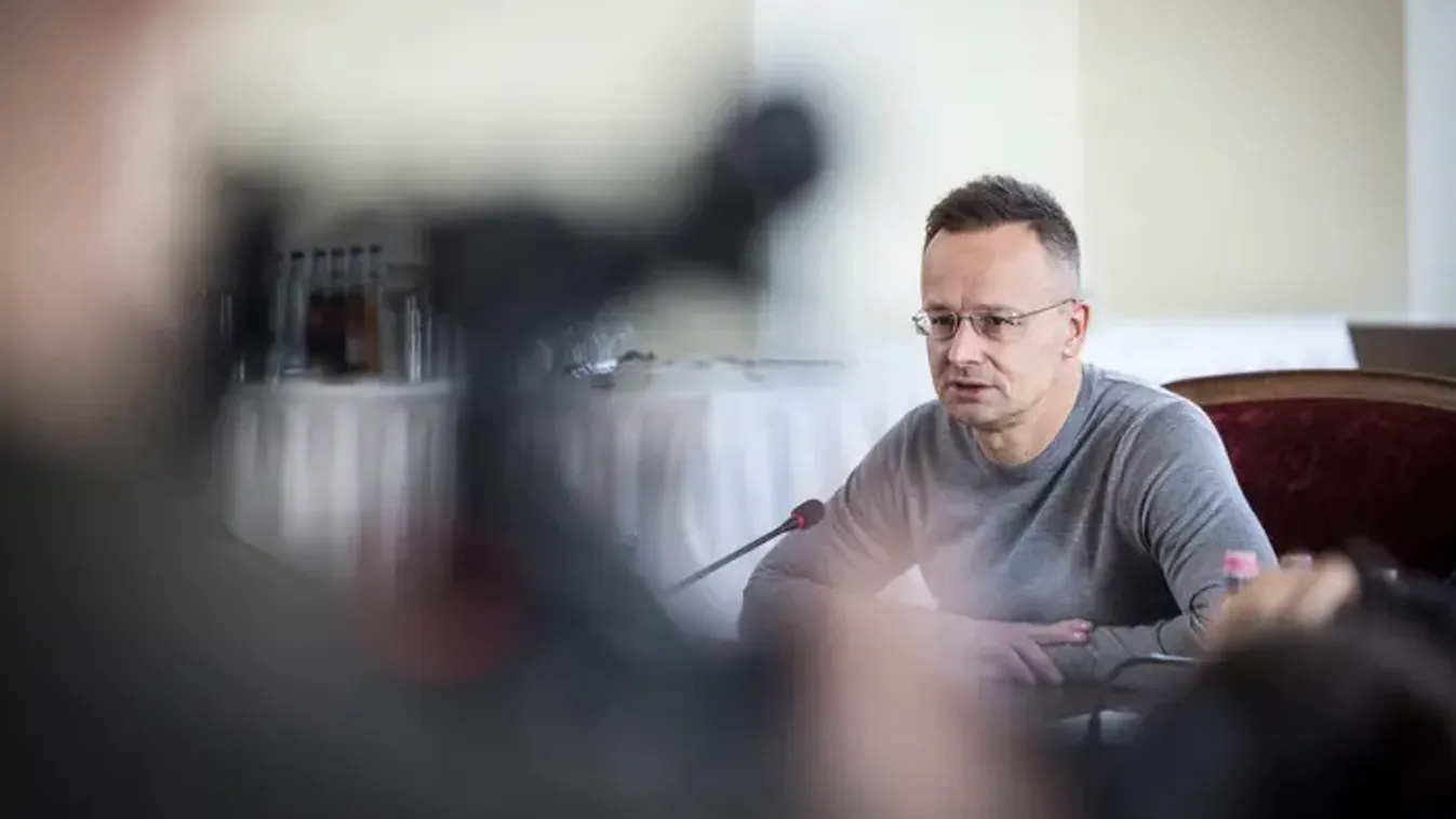 Szijjártó Péter: A német külügyminiszter nyíltan megfenyegette Magyarországot