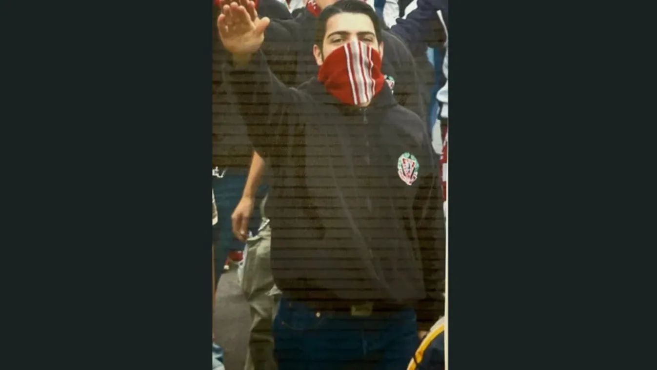 A karlendítős fotó után újabb sokatmondó fénykép került elő Magyar Péter sajtófőnökéről