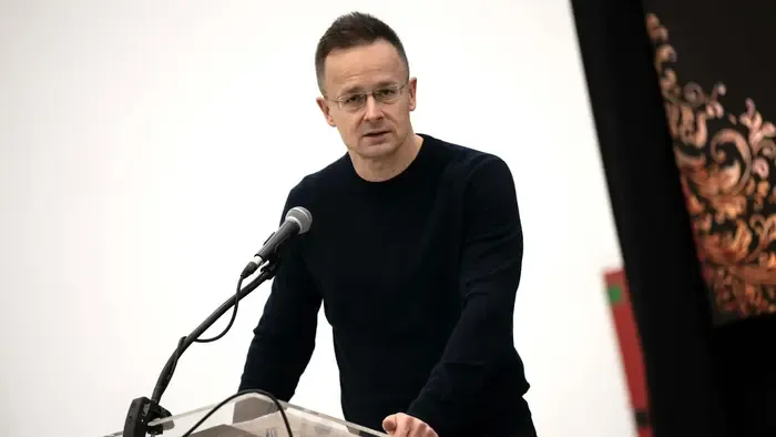 Szijjártó Péter: a kormány választ követel Ukrajnától a magyarországi készpénzszállítmányok ügyében
