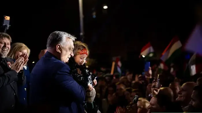 Szívmelengető pillanatokból sem volt hiány Orbán Viktor kaposvári gyűlésén + videó