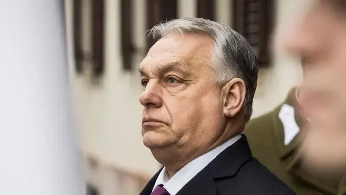 Varga Mihályt és Hernádi Zsoltot is magához rendelte Orbán Viktor, rendkívüli tanácskozást tartanak