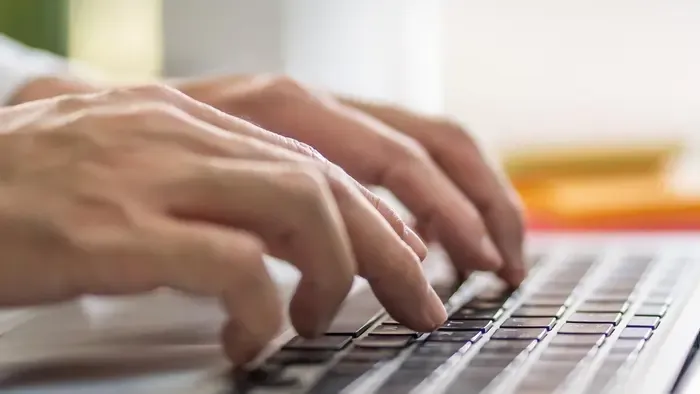 Digitális Állampolgár mobilalkalmazás: már a használt autók adásvételét is lehet intézni