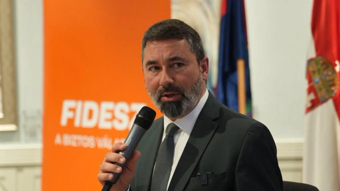 Hidvéghi: Az ukránok pénzelik Magyar Pétert, de a magyarok szavaznak róla