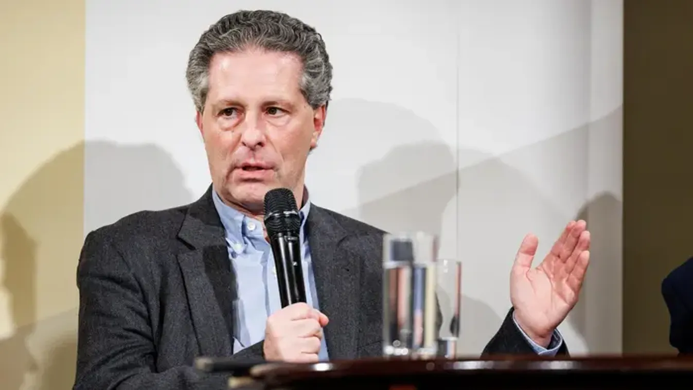 Szijjártó lehallgatása: Schiffer András vitte be a kegyeldöfést